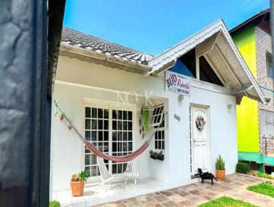 Casa para Venda, em Gramado, bairro Piratini, 3 dormitrios, 3 banheiros, 3 vagas